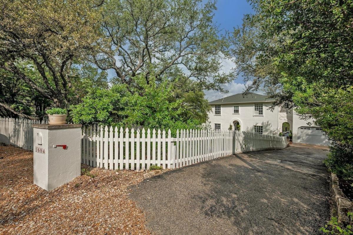 Chateau Lake Austin Eksteriør billede